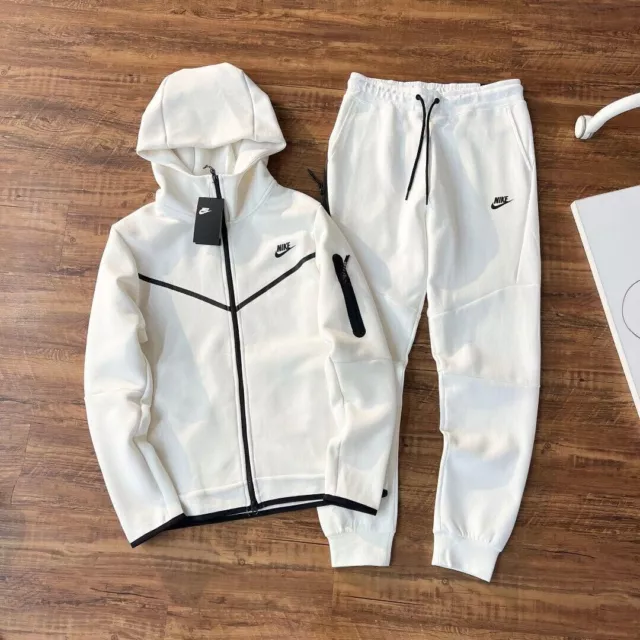 Tuta  Nike  Tech Fleece  Cappuccio Bianco Felpa E Pantalone Taglia M !!!