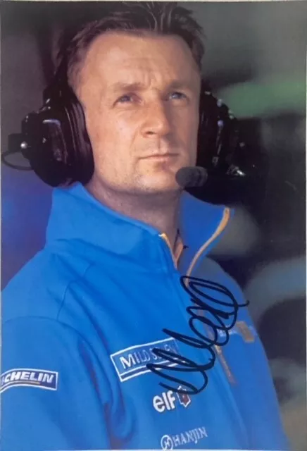 ***  ALLAN MCNISH  -  TEAM  RENAULT  -  HAND SIGNED  -  F1  ***  10x7 photo