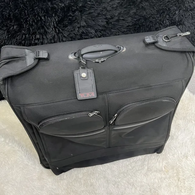 Tumi Black Ballistic Nylon 2 Wheeled Carry-on Alpha Extended Garment Bag Preownd