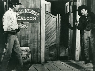 DEAN MARTIN ROBERT MITCHUM "CINQ CARTES A ABATTRE" HATHAWAY PHOTO CINEMA CM 
