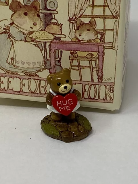 Wee Forest Folk T8 Valentines HUG ME Bear Teddy Donna Petersen 1986 White