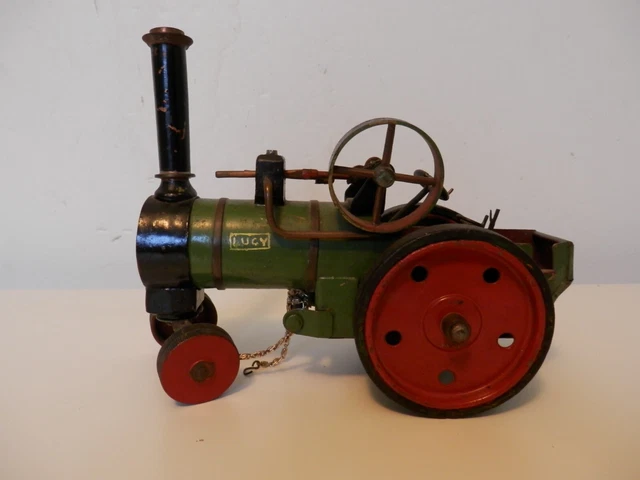 Scratch Built Steam Traction Engine. Named "Lucy"