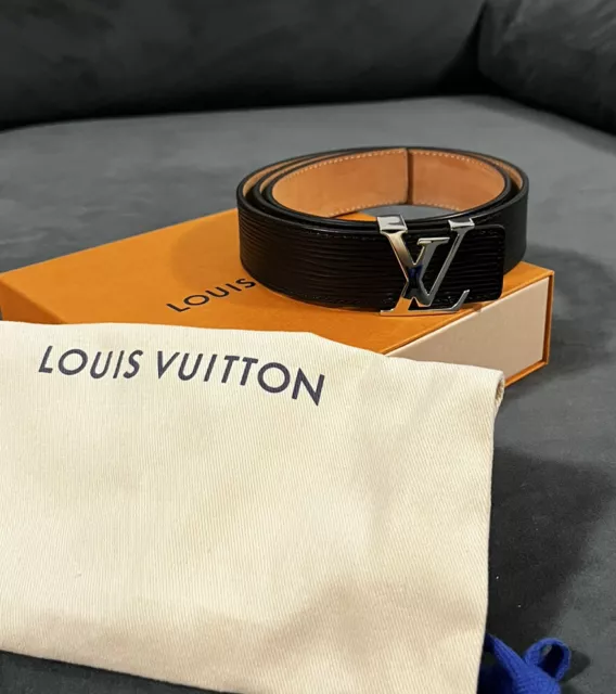 A new LOUIS VUITTON reversible belt LV initial leather M…