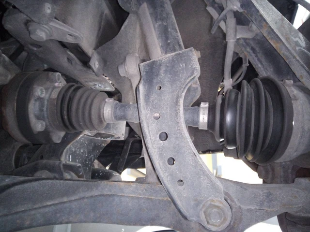 Transmission avant droit volkswagen touareg 2.5 r5 tdi (174 cv) 2003 2234642