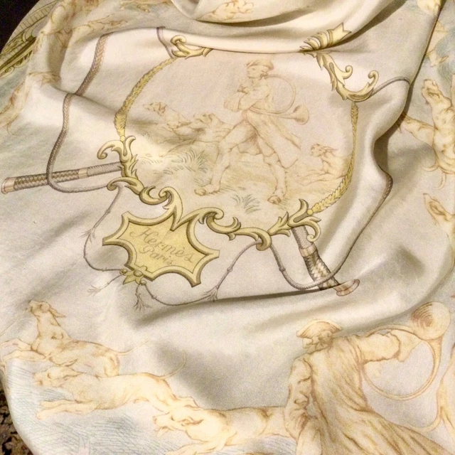 Foulard carré de soie Vintage Gibier de Chasse Cadeau pour Femme FO355