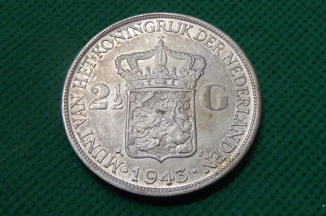 Netherlands , Silver 2 1/2 Gulden , 1943  (R821)