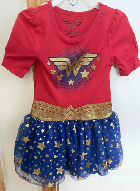Robe fille Wonder Woman avec cape - Taille 4T