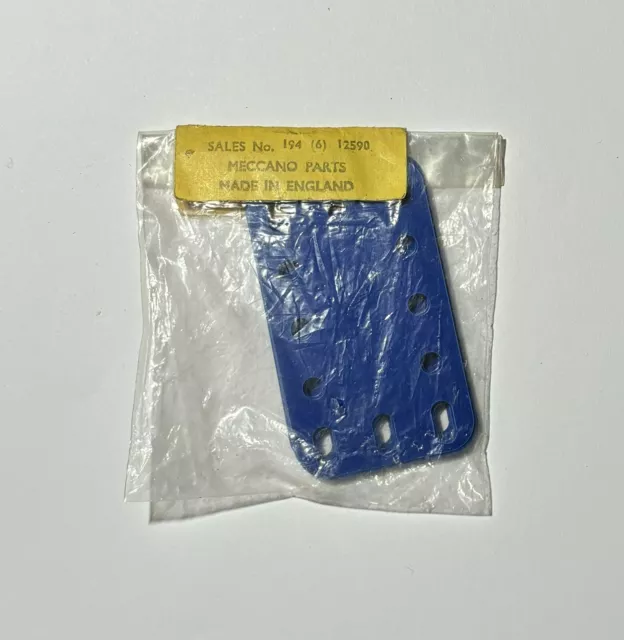 MECCANO SEALED/UNUSED TRADE PACKET 6 x #194 BLUE PLASTIC PLATE 2 1/2" X 1 1/2"