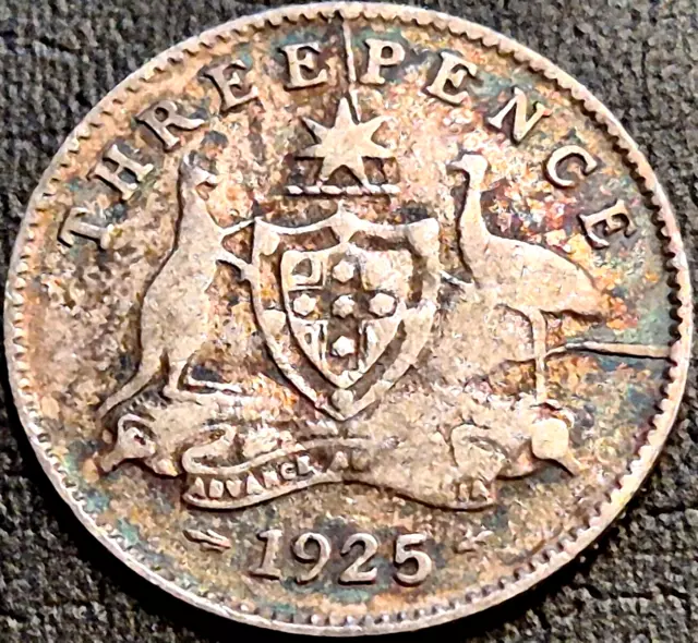 1925 Australia: 92.5% Silver Threepence *Large Die Cracks Coin Error* 3 Leg Emu