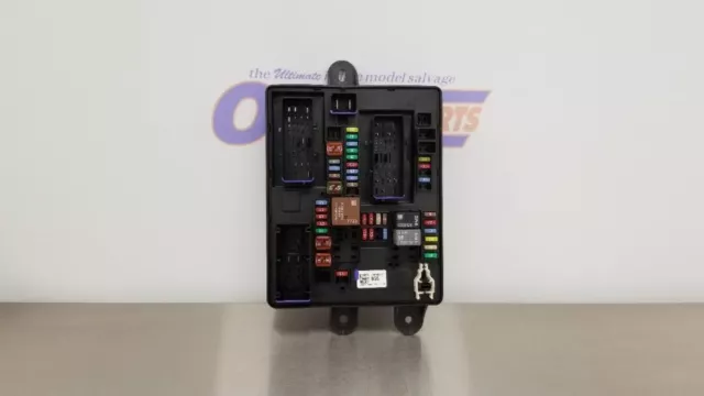 17 Chevy Corvette C7 Interior Cabin Fuse Box 23301924
