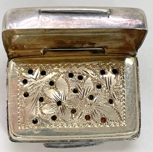 Rare William IV English Sterling Silver & Gilt Vinaigrette, Birmingham 1836-7