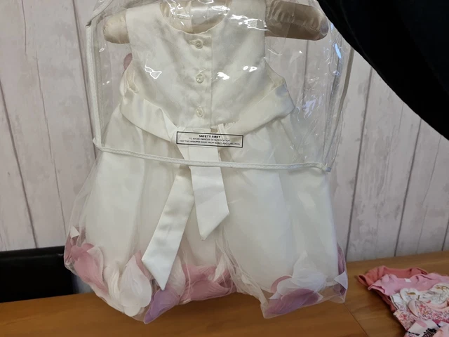 Baby Girls Huge Clothes Bundle. 86 Items Fist size, Newborn & 0-3 Months 14