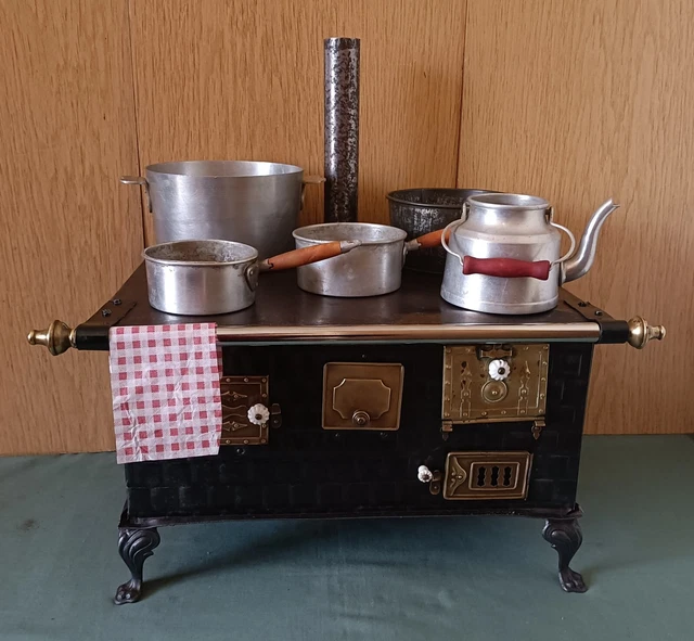 LOT JOUET ANCIEN - Fourneau De Poupée En Tôle - Dinette - Époque 1900