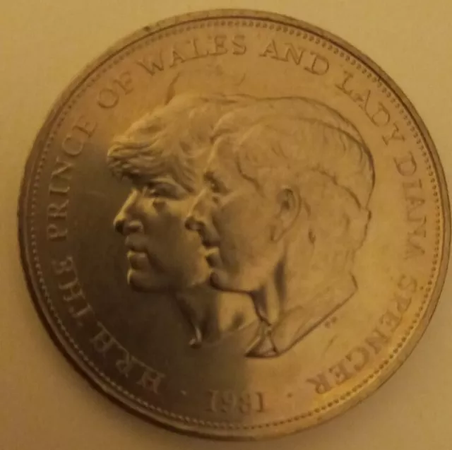 1981 Charles And Diana Wedding Crown Commemorative Coin .