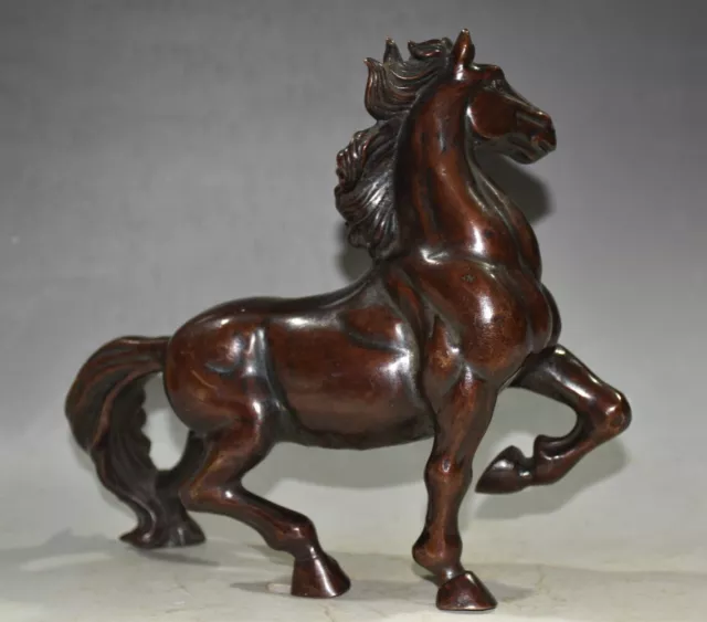 Early collection of red copper horse running ornaments 3
