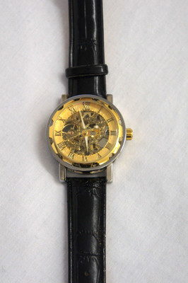 Orologio Automatico Uomo FORSINING – Quadrante Scheletrato Nero E Oro, Movimento Meccanico A Carica Manuale, Cinturino Acciaio Inox, Stile Vintage