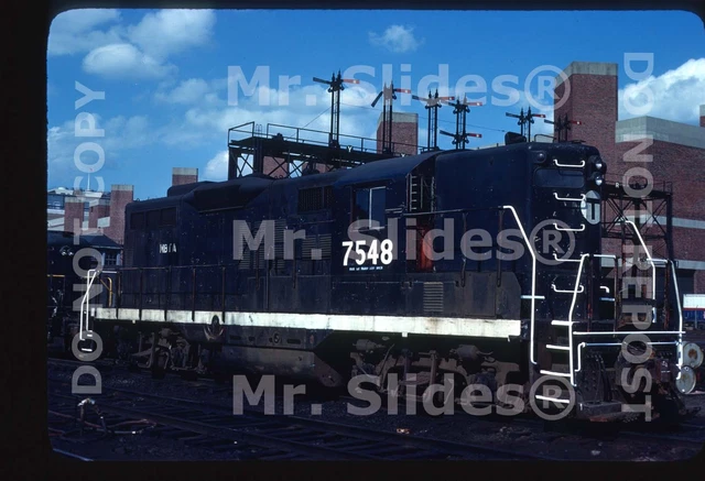 Original Slide MBTA Boston Penn Central Paint GP9 7548 Boston MA 1979