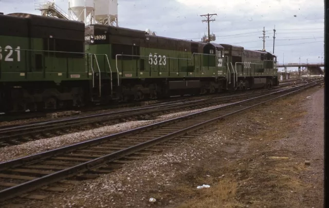 BN BURLINGTON NORTHERN Railroad Train Locomotive Original 1974 Photo Slide
