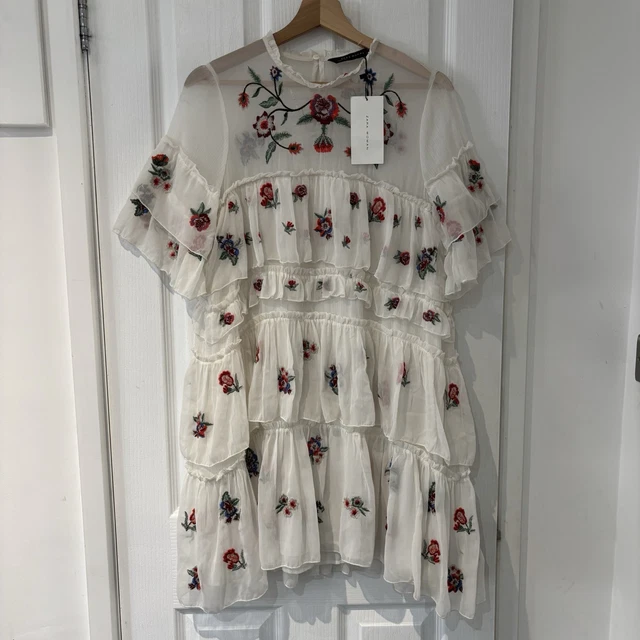 green emerald velvet dress Zara White Floral Printed V-Neck Dress main image 0