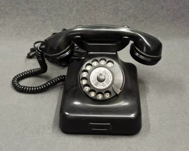 Telefon W 38, Bakelit, schwarz