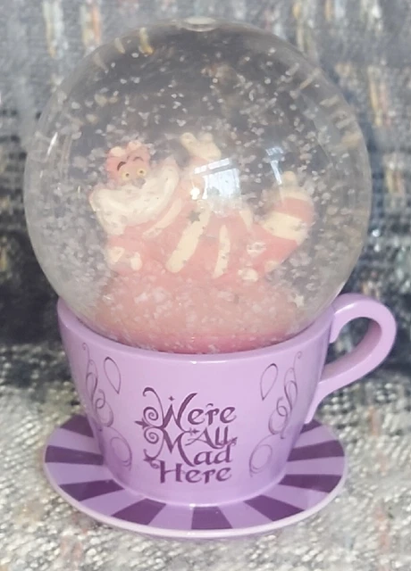 FAB Cheshire Cat~Alice In Wonderland~DISNEY~Snowglobe~12 cm High~Discontinued~ FAB Cheshire Cat~Alice In Wonderland~DISNEY~Snowglobe~12 cm High~Discontinued~