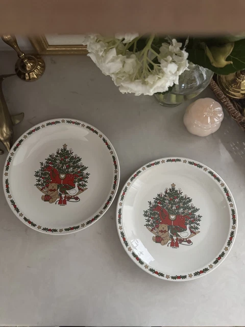 TEN STRAWBERRY STREET O'Christmas 10” Dinner Plates Set of