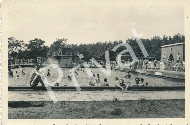 Foto WK2 Freizeit Jagdgeschwader KG 51 Freibad Landsberg 1938/39 A1.32