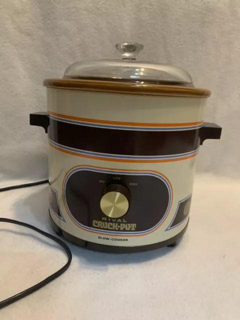 https://www.picclickimg.com/7QcAAOSwuXJljWU0/Vintage-Rival-Crock-Pot-Slow-Cooker-Model-3100-2.webp