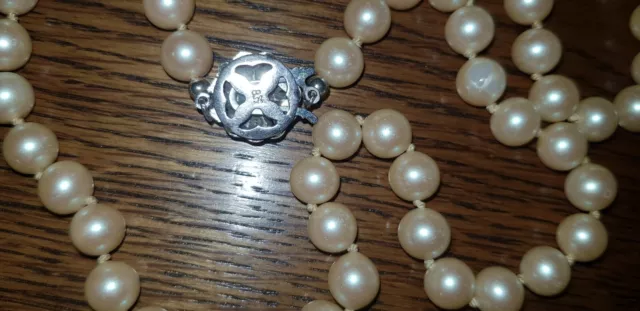 schöne Alte Perlenkette 60 cm mit schönem 835er Verschluss. 2