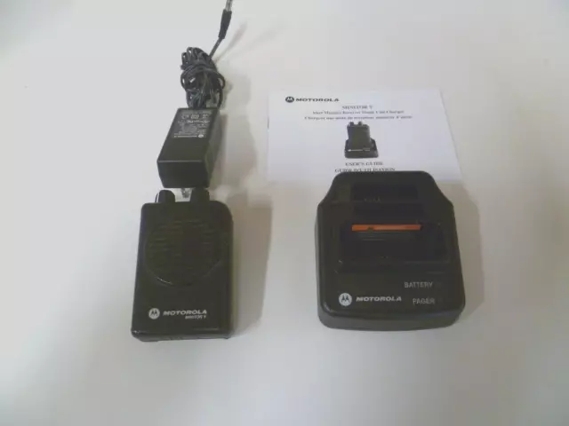 Motorola Minitor V 151-158.9 MHz VHF Stored Voice Fire EMS Pager & Charger