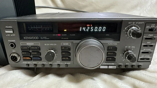 RADIO AMATEUR ÉMETTEUR-RÉCEPTEUR KENWOOD TS-140V HF 10W ALL mode avec