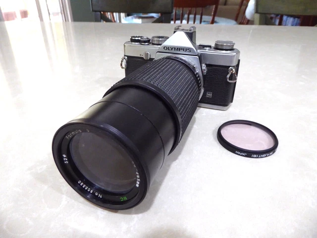 Vintage Olympus OM-1 MD Camera Formula 5 4.5 80-200mm Zoom Lens SLR