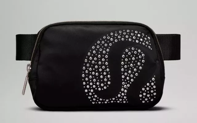 Lululemon Everywhere Belt Bag Black with STUDDED Large LOGO NEW w/Tags Crossbody