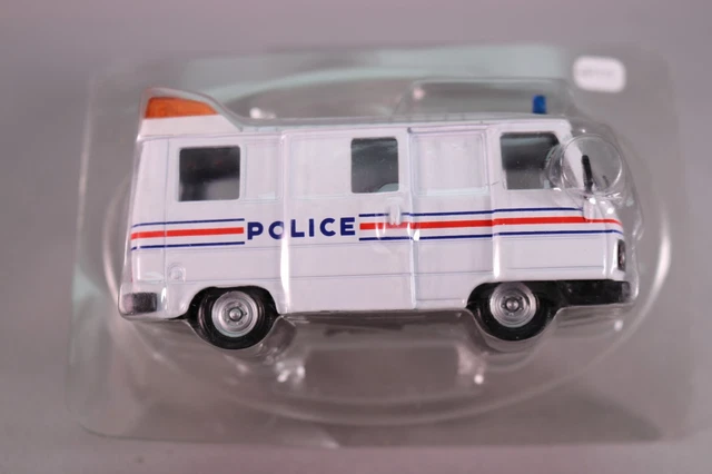 LE7121 NOREV HACHETTE 1/43 Peugeot 205 police Voitures Police Gendarmerie
