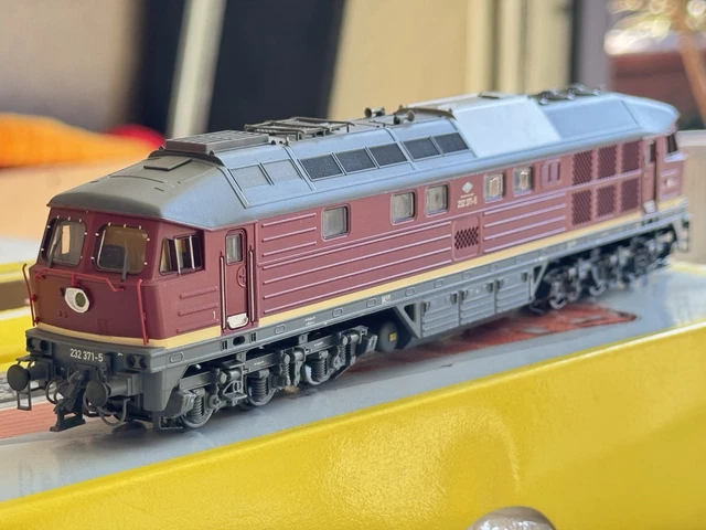Locomotive Diesel BB63901 1.5Kv, SNCF, Livrée Verte Et Bandes Jaunes Depot La Plaine Digital Sonorisee
