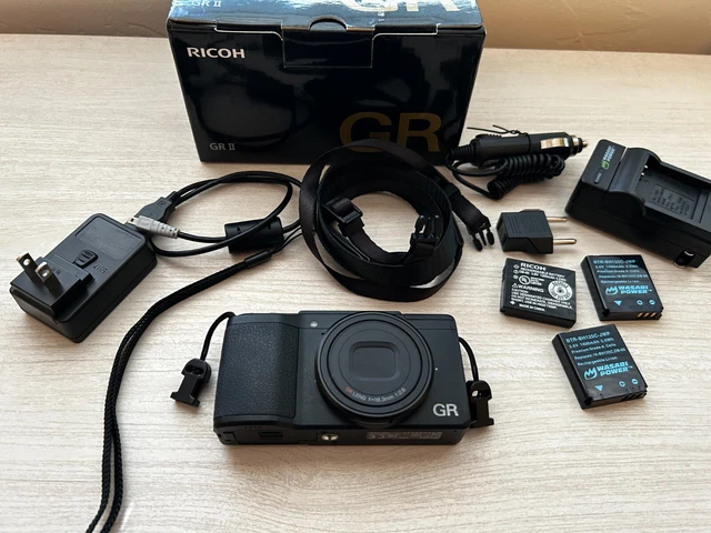 Ricoh GR II GR2 Compact Digital Camera w/ extras! - Excellent Condition 