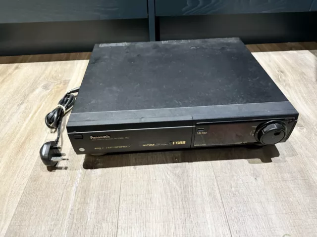 Panasonic NV-FS88 HQ SVHS Super-VHS Hi-Fi Video STEREO Recorder NICAM DIGITAL