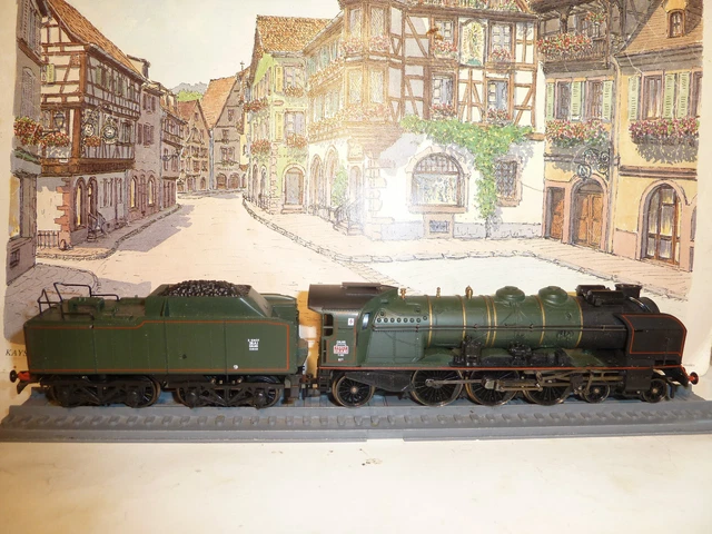 JOUEF 8256 -LOCOMOTIVE à vapeur 231-K-72. ép.III de la SNCF dépot de