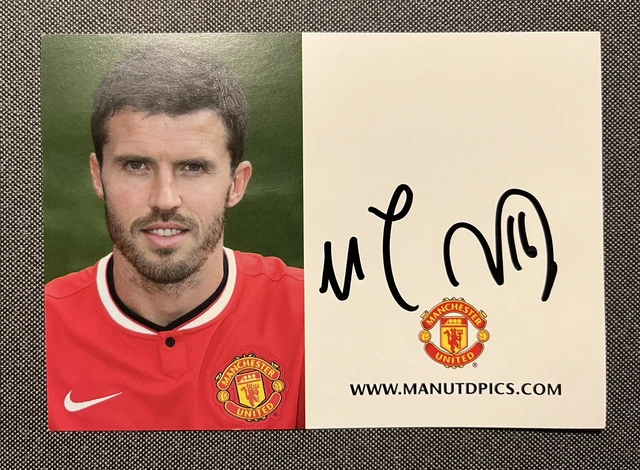 Michael Carrick Signed Manchester United  Official Club Promo Card Authentic