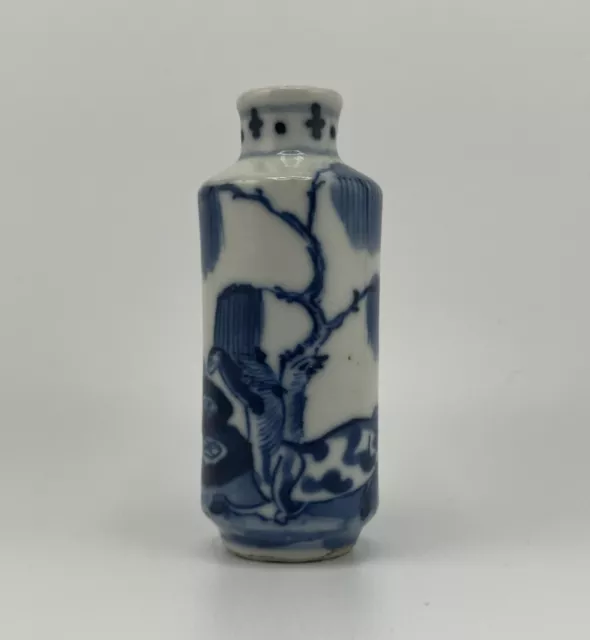 Antique Chinese Porcelain Blue and White Snuff Bottle