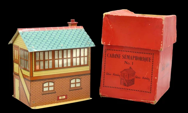Train O HORNBY PASSAGE A NIVEAU vers 1960 / jouet
