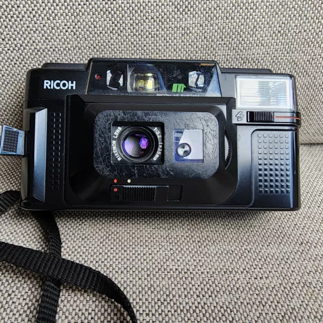 Vtg Ricoh FF-3 AF Super 35mm Point and Shoot Film Camera portable