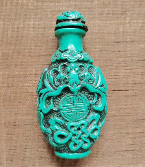 Chinese Exquisite Turquoise Glazed bat Chinese knot Carved Snuff Bottle