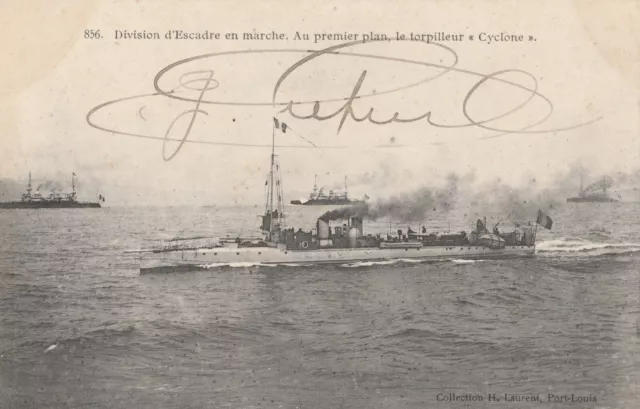 CPA-Bateau, navire de guerre - Le TORPILLEUR CYCLONE - Escadre-Marine