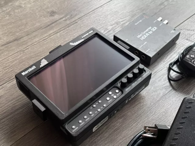Marshall V-LCD70XP-HDMI " LCD Video Monitor + Blackmagic Converter SDI to HDMI