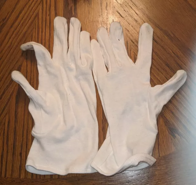 Medium WHITE COTTON COIN HANDLING GLOVES