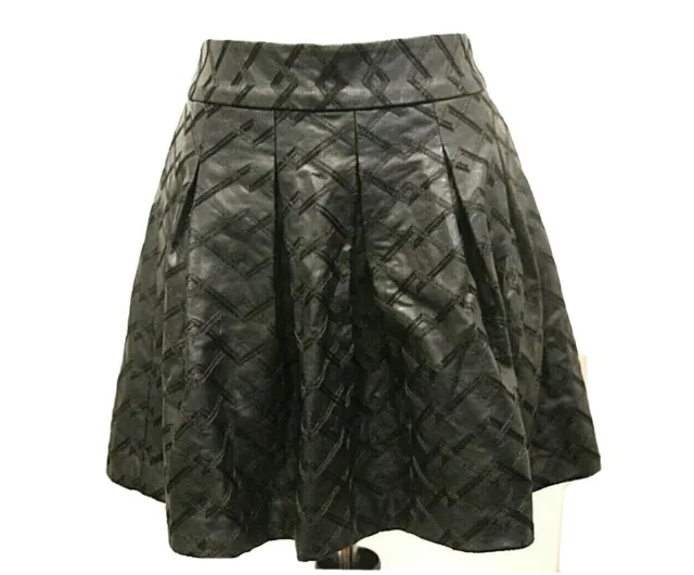 BR BANANA REPUBLIC Women's Black Faux Leather Embroidered Pleated Skirt, Size 4