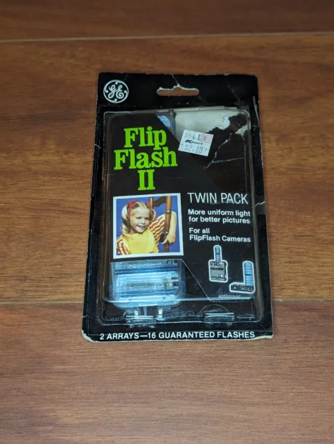 De colección. GE General Electric Flip Flash II Open Twin Pack Una Cámara Flash Set