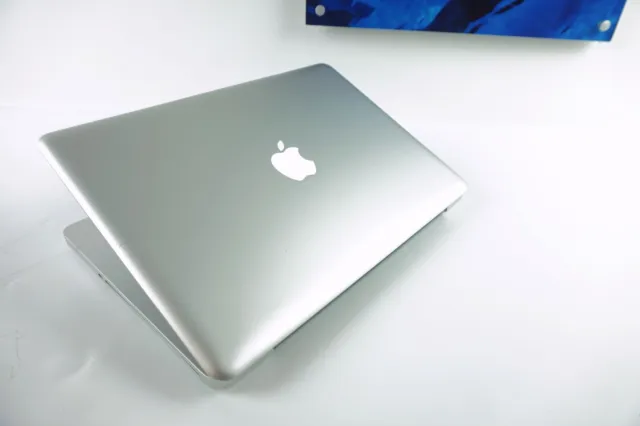 Apple MacBook Pro 13.3"  Intel Core i5 2.50GHz 8GB RAM 500GB HDD Fast Laptop 7