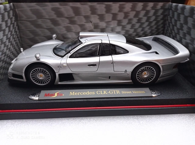 Mercedes CLK GTR 1/18 Maisto - Modélisme